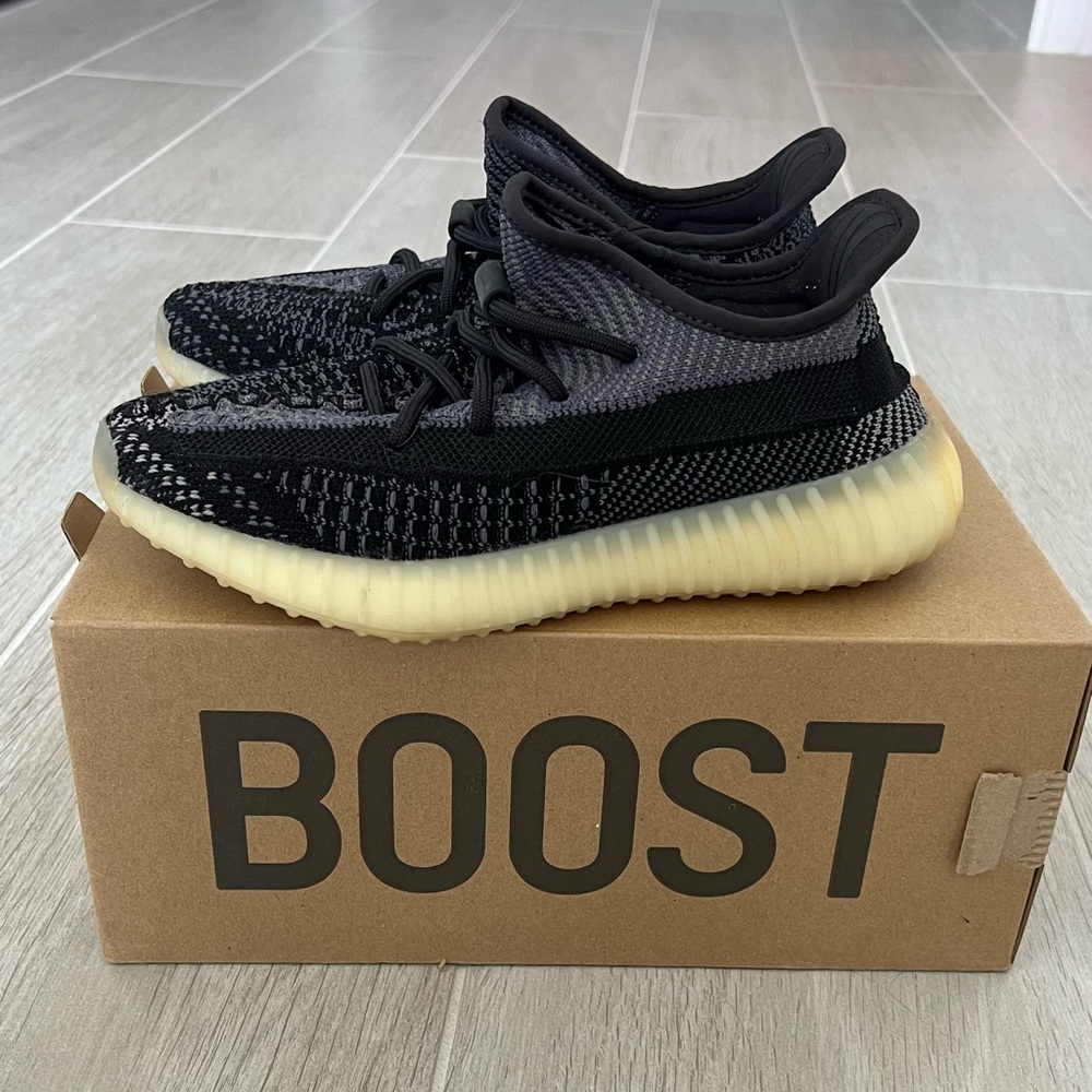 Yeezy Boost 350 V2